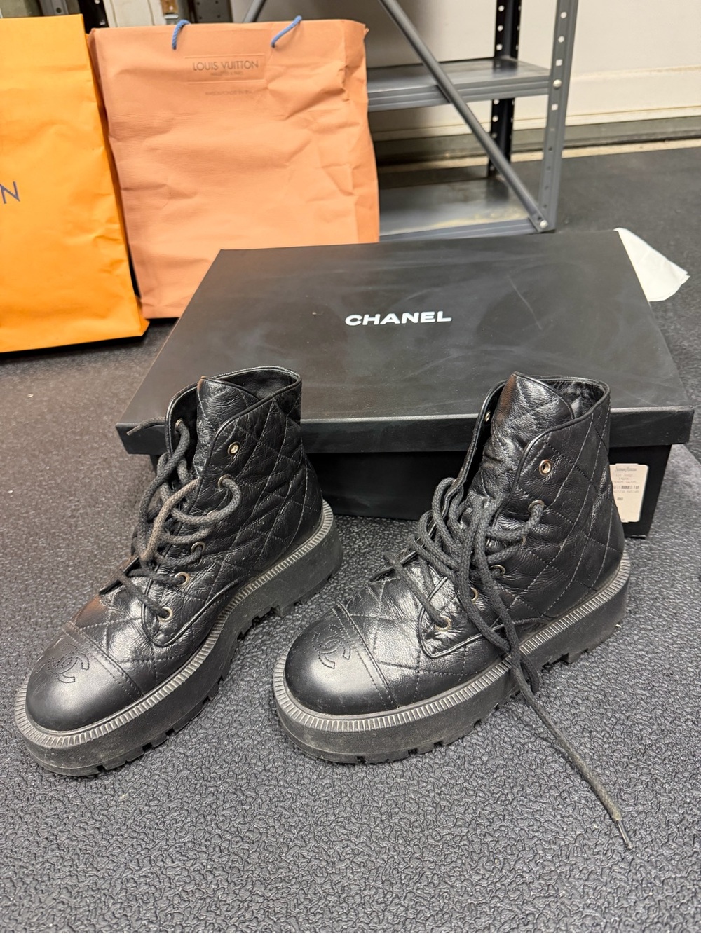 CHANEL Black Quilted Leather Lace-Up women's Boots - Picture 2 of 7